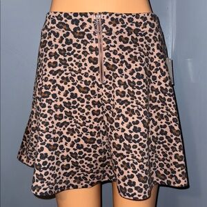SO Leopard Print Skirt with Zipper Detail - Size Medium